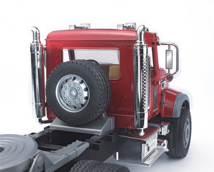 Camion Mack Granite cu buldoexcavator JCB 4CX Bruder® 02813